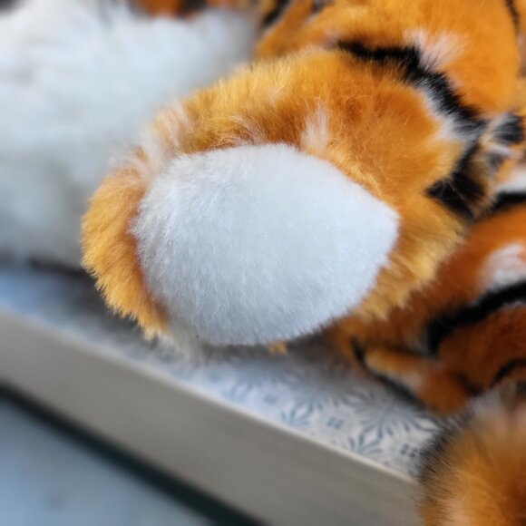 Vintage Ty Classic "Pinstripes" 15" Tiger Plush 2005 - Picture 6 of 16